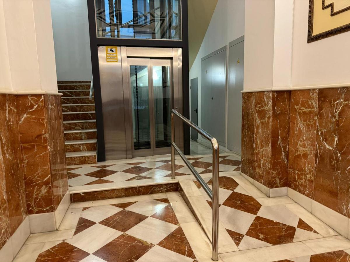 Mr Apartamentos Córdoba Kültér fotó